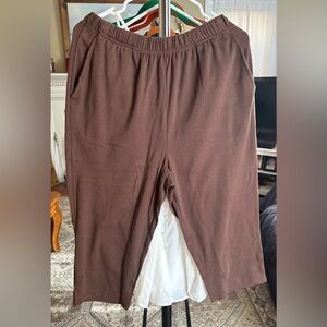 Roaman's Brown Women's Capris